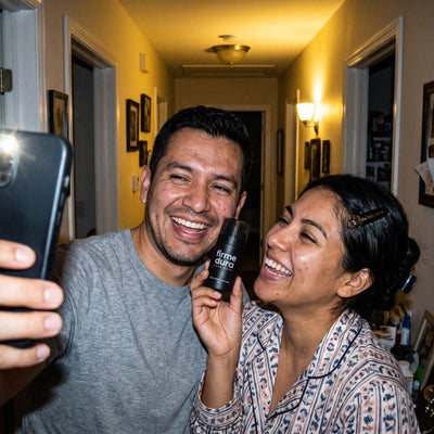 Pareja con la crema Firme Dura