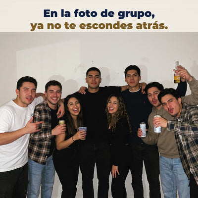 Foto de grupo con amigos: ya no te escondes atrás